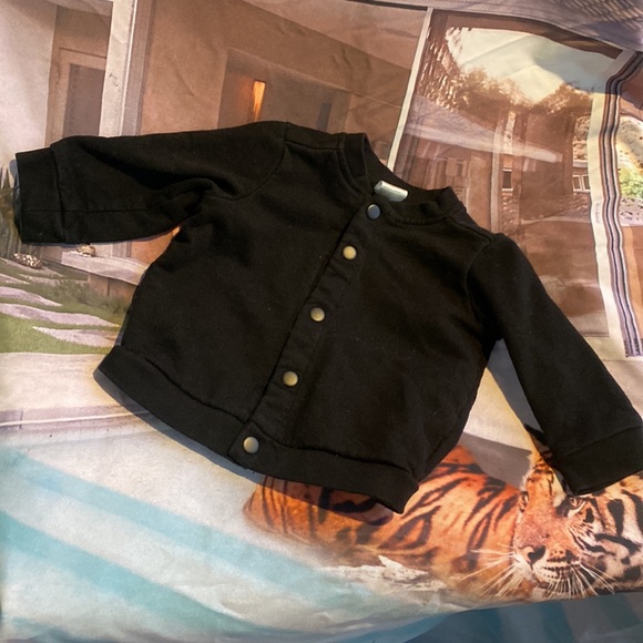 Baby H&M Button Up Jacket 🌵2-4 months - Picture 2 of 4